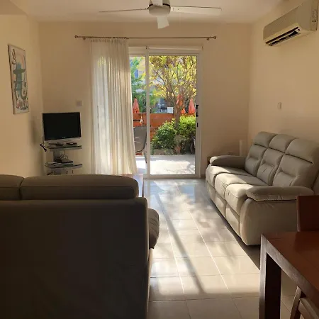 Exceptional Townhouse 度假居 Paphos